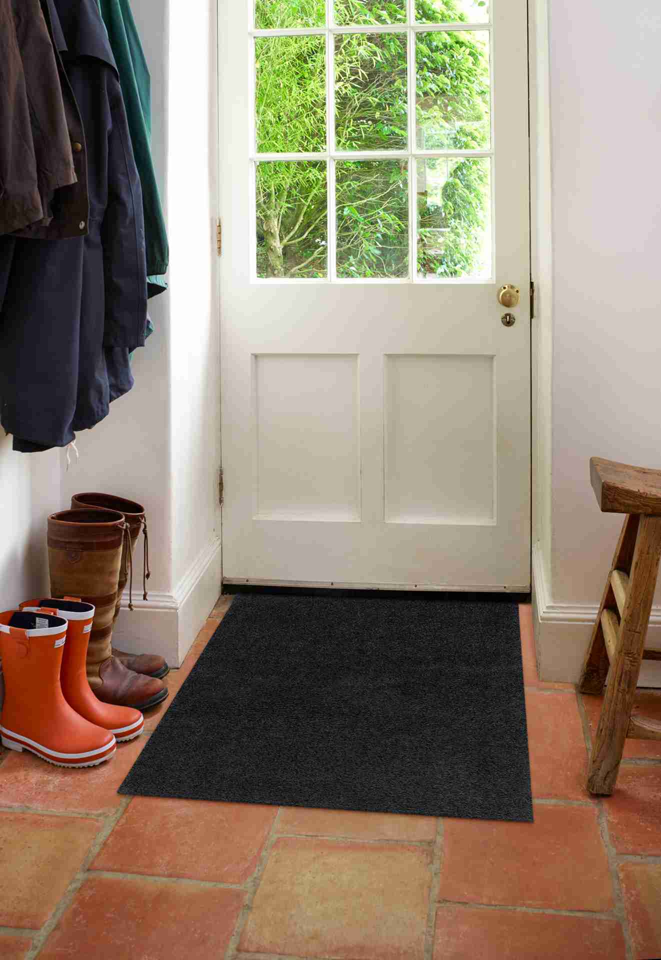 Grey Plain Mat with Multi-Grip - Ben Tasker Flooring & Interiors
