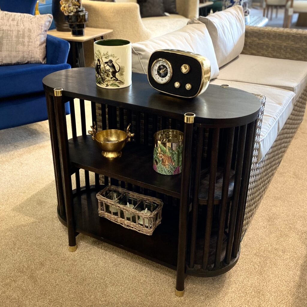 5 ways to start your new year home makeover for 2026 home makeover maybe that armchair looks more tired than vintage. Or maybe the dining table is taking up too much room. We believe that january shouldn't just be about getting rid of things and instead it should be about curating a space you actually love. That is why a new year home makeover is the perfect way to kickstart the year. Here is our guide on how to declutter, reassess and strategically upgrade your home for 2026.